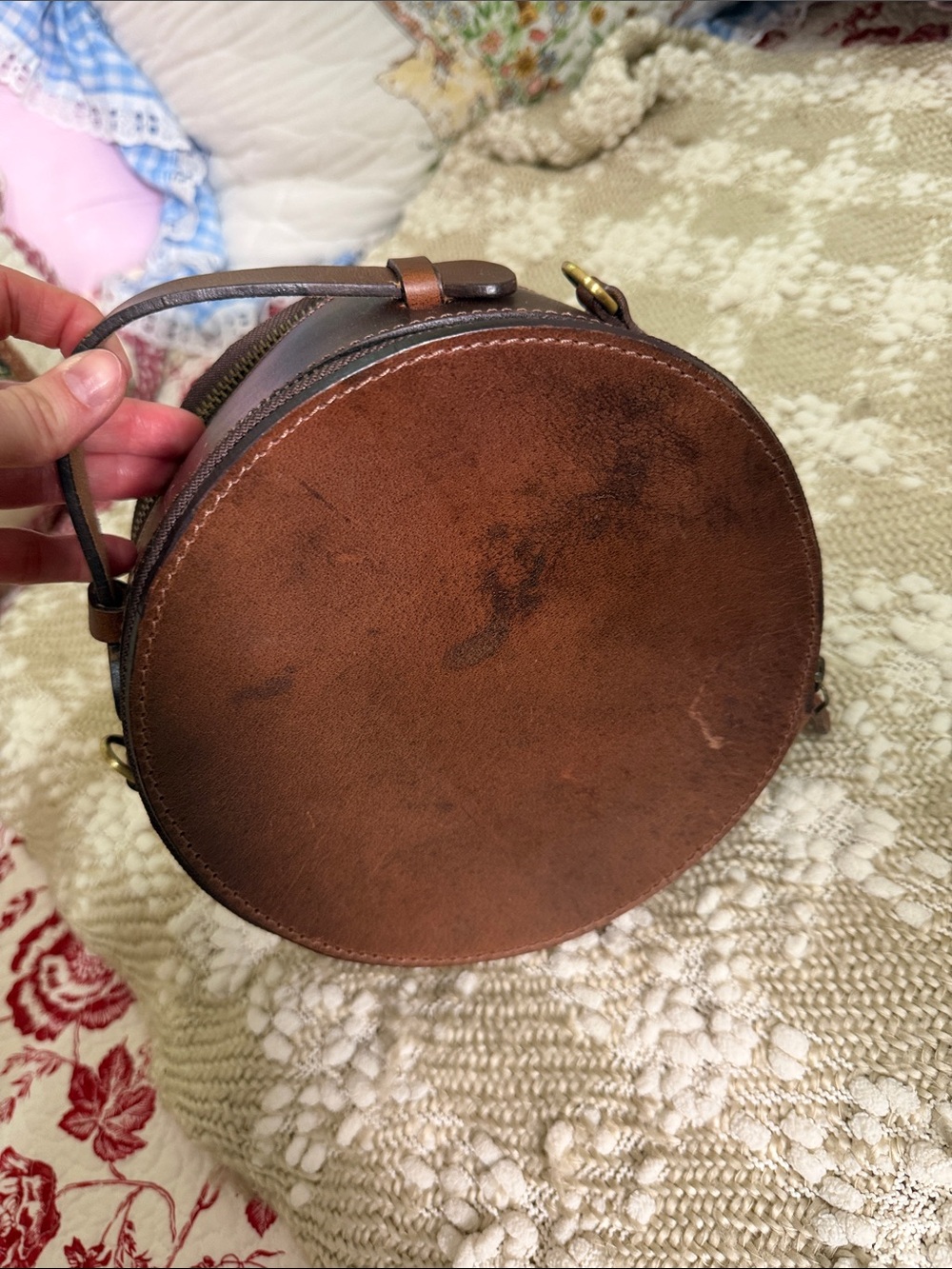 Round Tooled Leather Sunflower Trunk Bag - Brown & Yellow - Picture 5 of 6